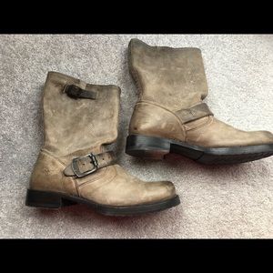 Frye ankle boots 6.5